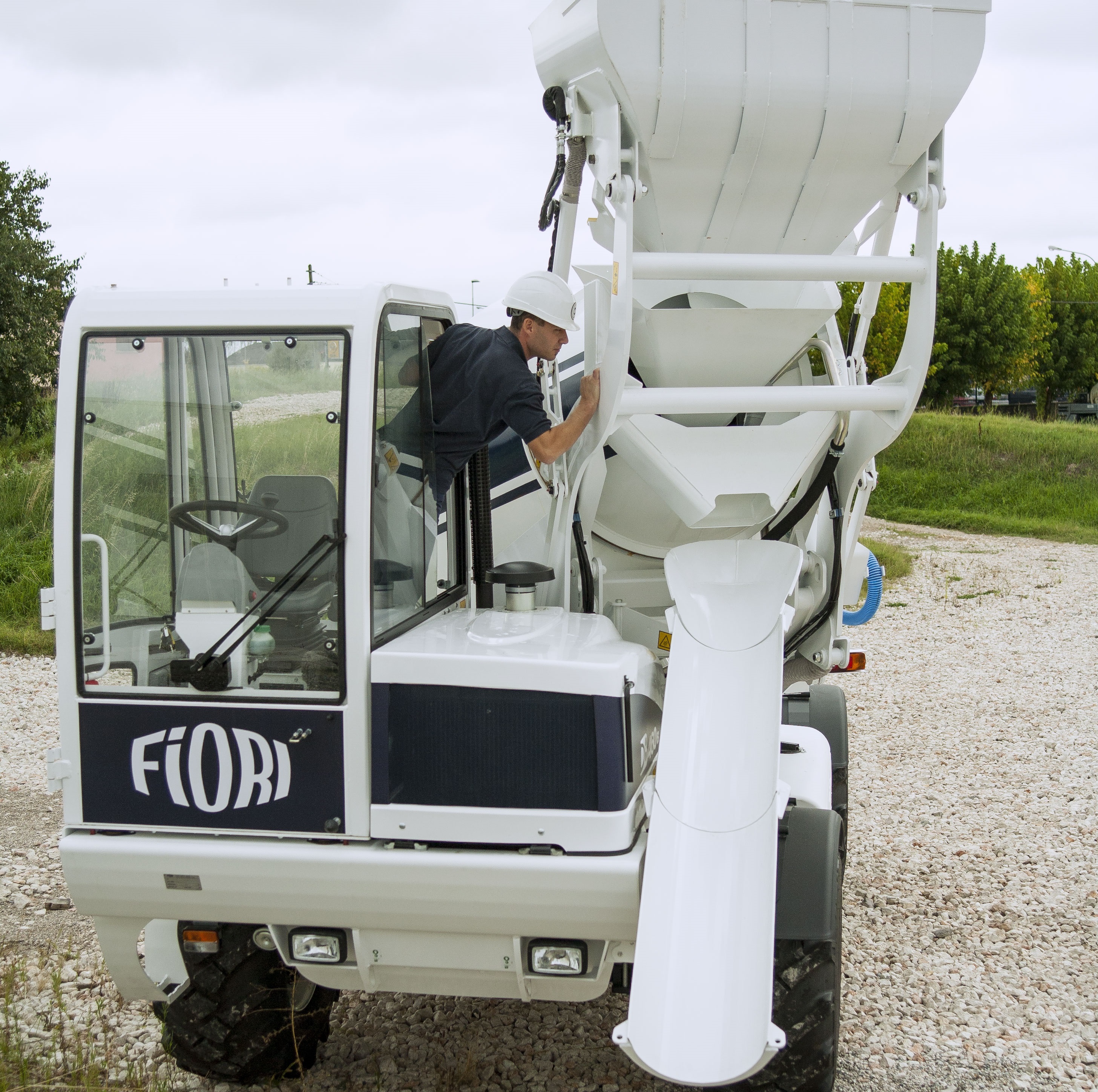 DB 460 Self Loading Concrete Mixer Fiori group